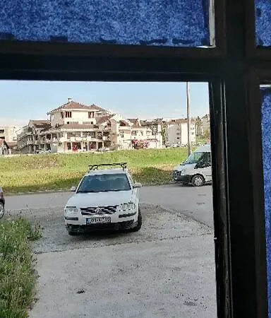 شقة Apartman Na Sajmistu Derventa
